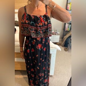 Maxi floral dress with ruffle top and tie straps